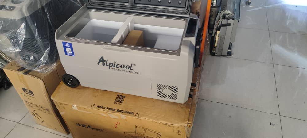 یخچال و فریزر خودرویی کمپی 36 لیتری منفی 20 درجه تا +10 درجه 12/24/220 ولت ALPICOOL